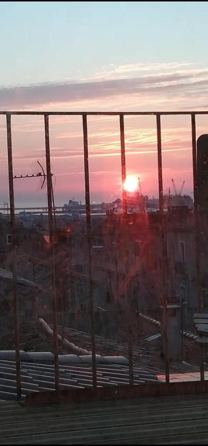 Terrasse De La Revolution Apartman Sète Kültér fotó
